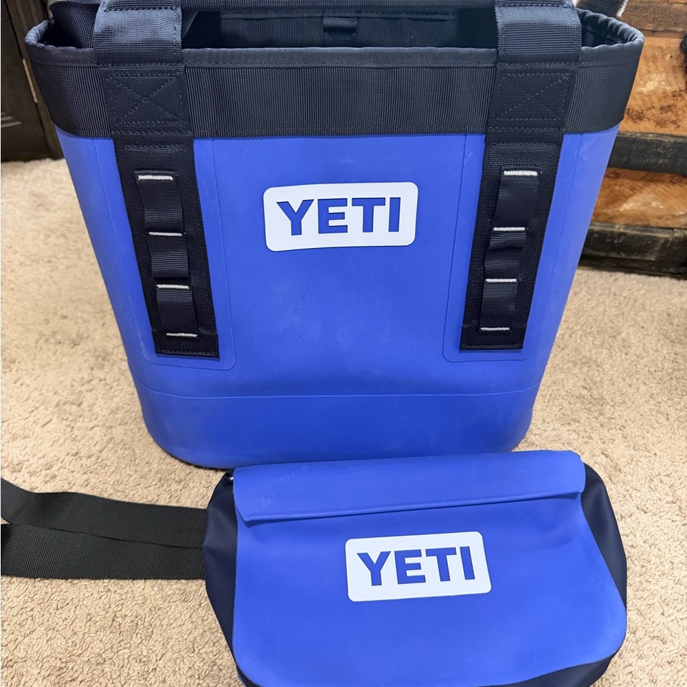 YETI PURPLE CAMINO 20 and 3L SIDEKICK SET